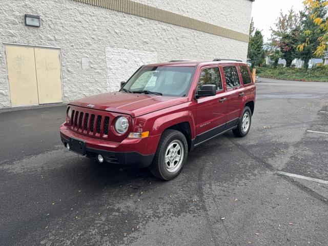 Паркетники JEEP PATRIOT 2016 Красный