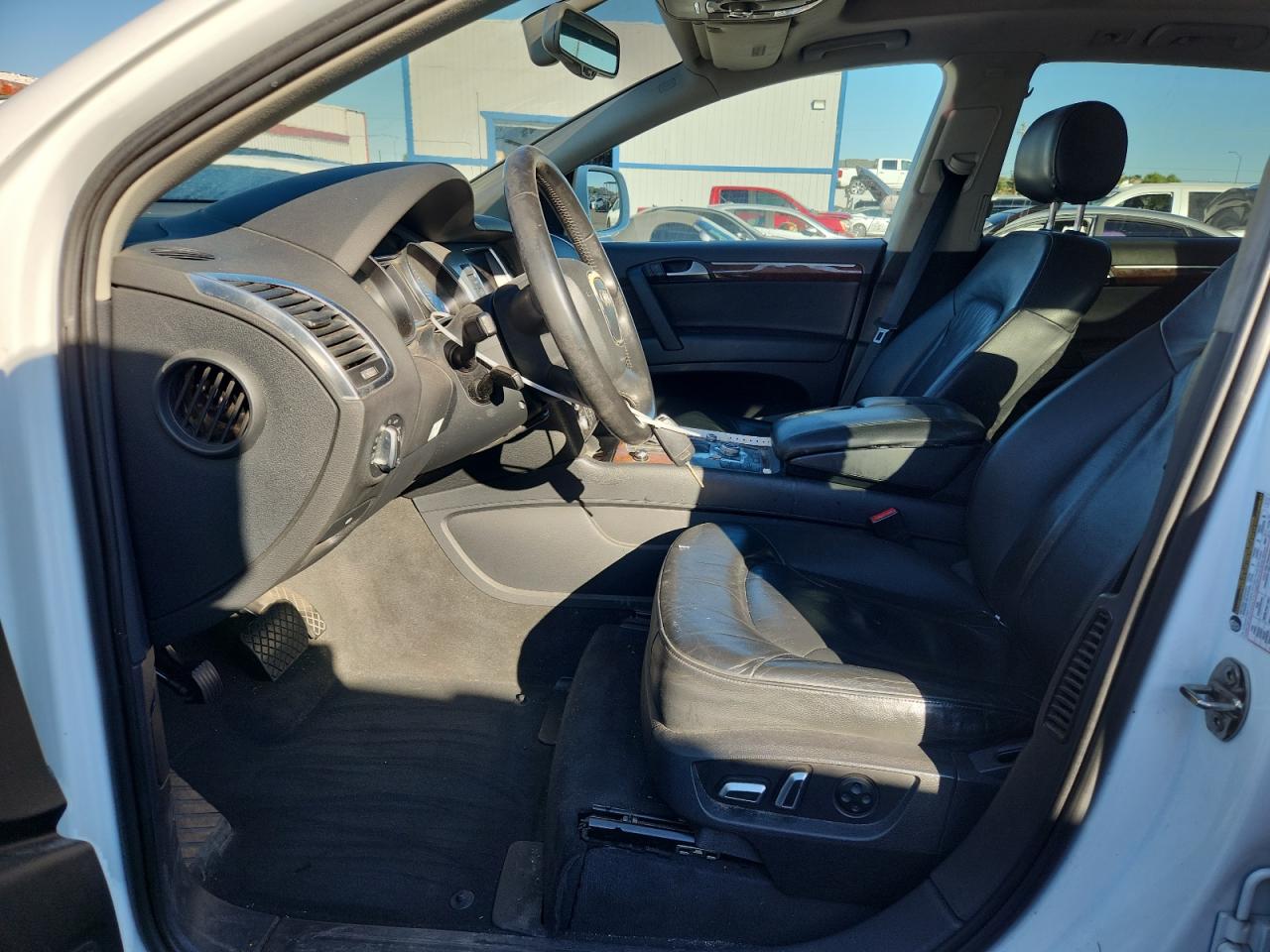 2011 Audi Q7 Premium VIN: WA1CMAFE1BD003702 Lot: 82520395