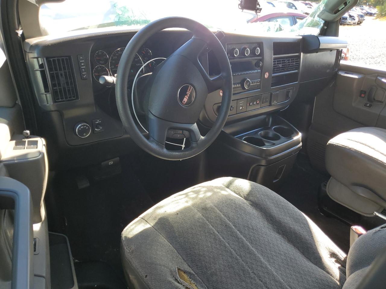 2025 GMC Savana G3500 Lt VIN: 1GJZ7PF75S1102870 Lot: 86079105