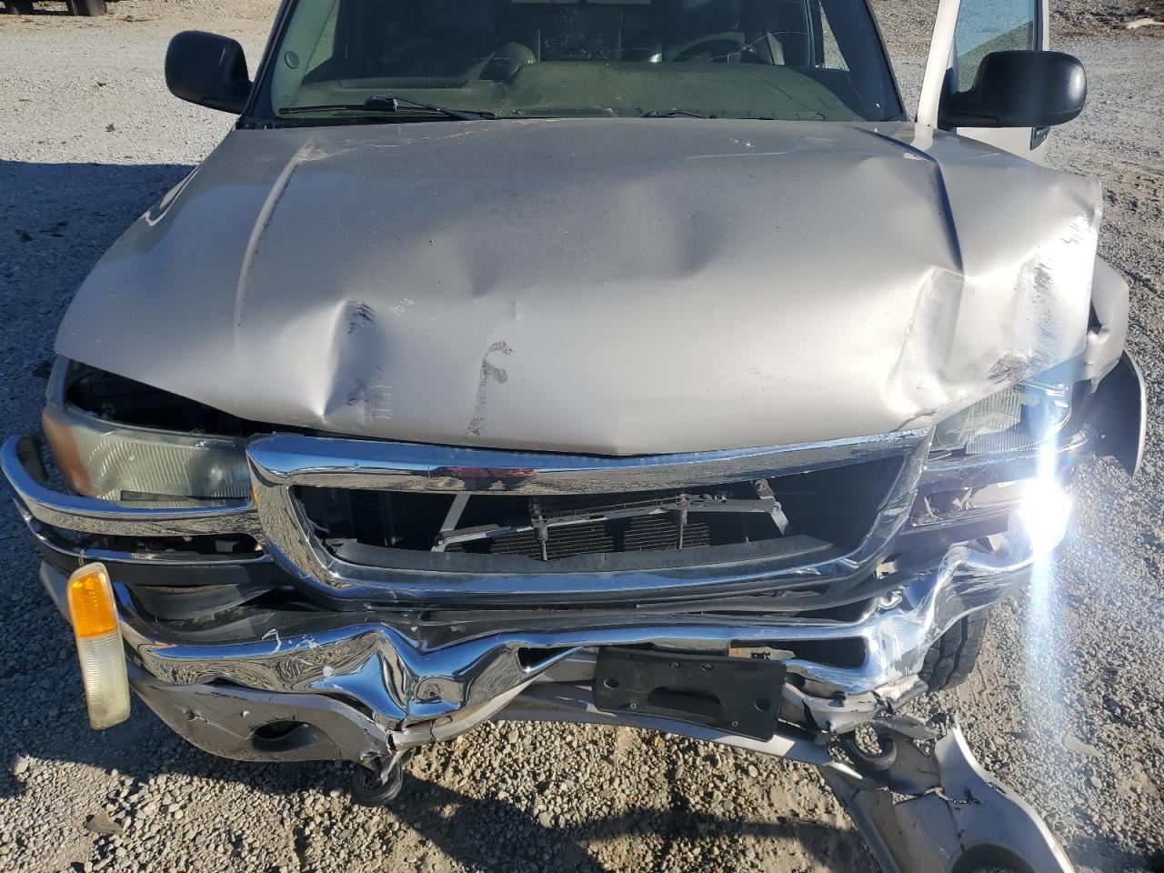 2005 GMC Sierra K2500 Heavy Duty VIN: 1GTHK29U35E101753 Lot: 85080565