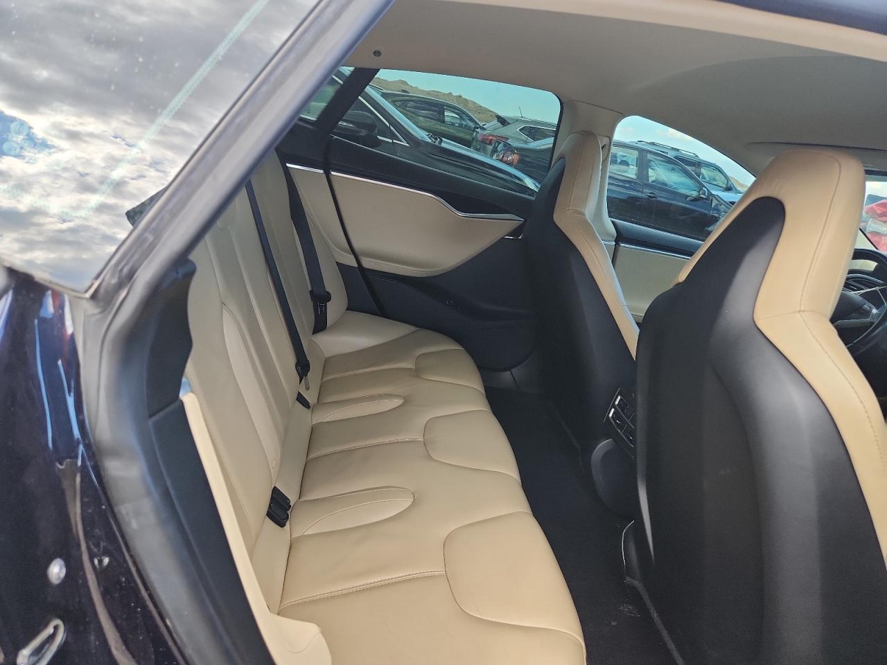 2014 Tesla Model S VIN: 5YJSA1H10EFP45221 Lot: 84603315