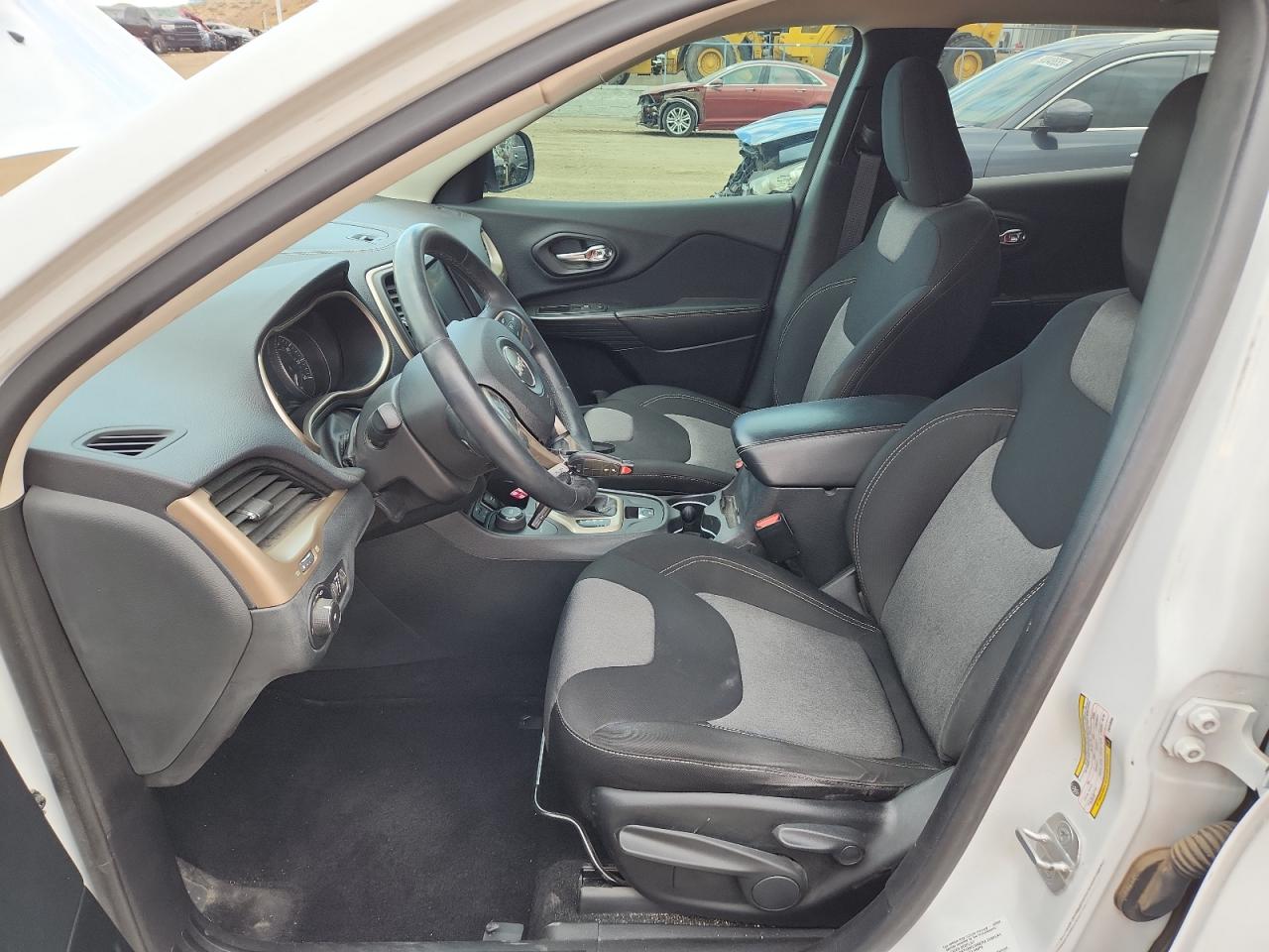 2014 Jeep Cherokee Latitude VIN: 1C4PJMCS1EW248066 Lot: 89668195