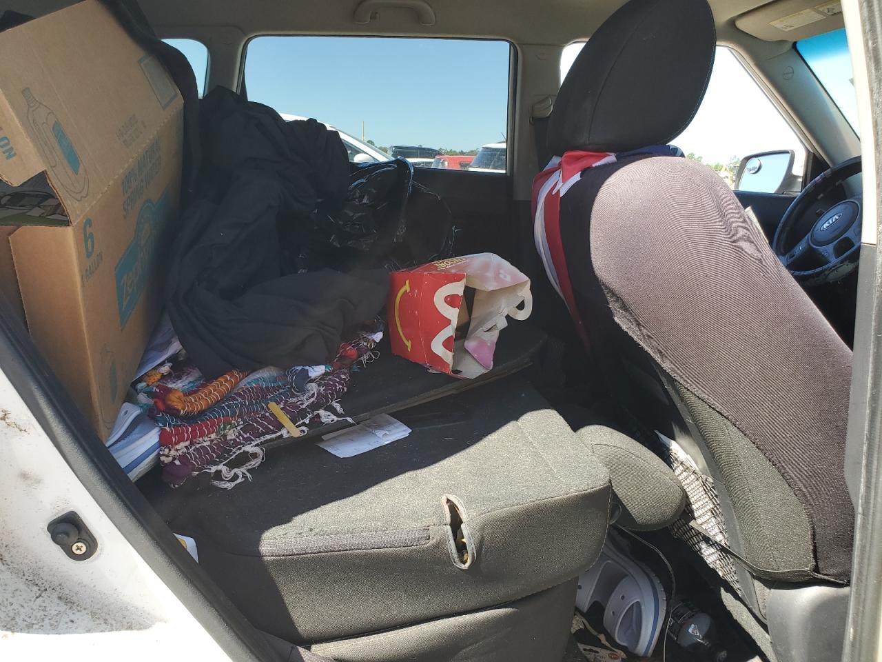 2013 Kia Soul + VIN: KNDJT2A64D7574799 Lot: 85830605