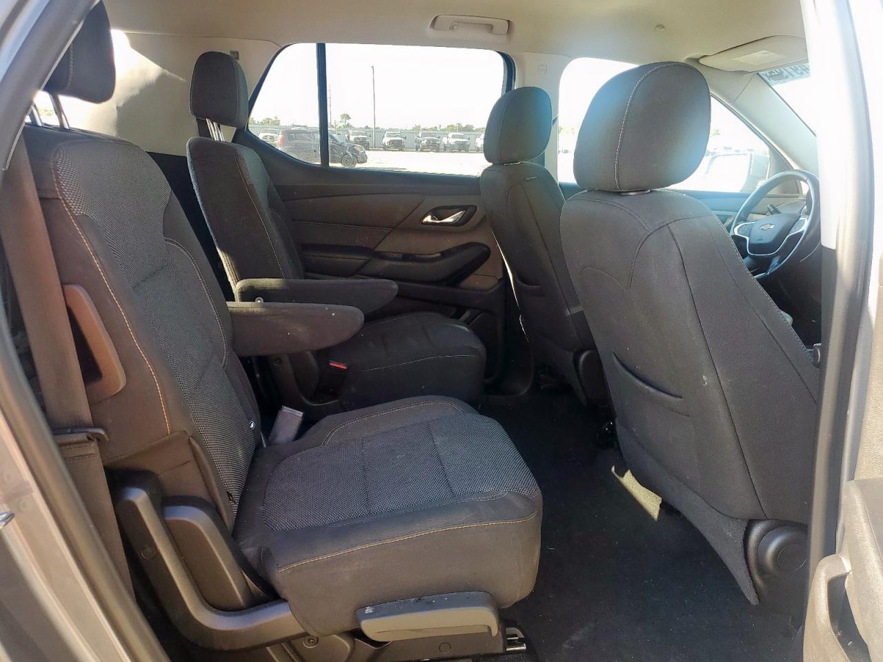 2019 Chevrolet Traverse Lt VIN: 1GNERGKW2KJ215471 Lot: 84949195