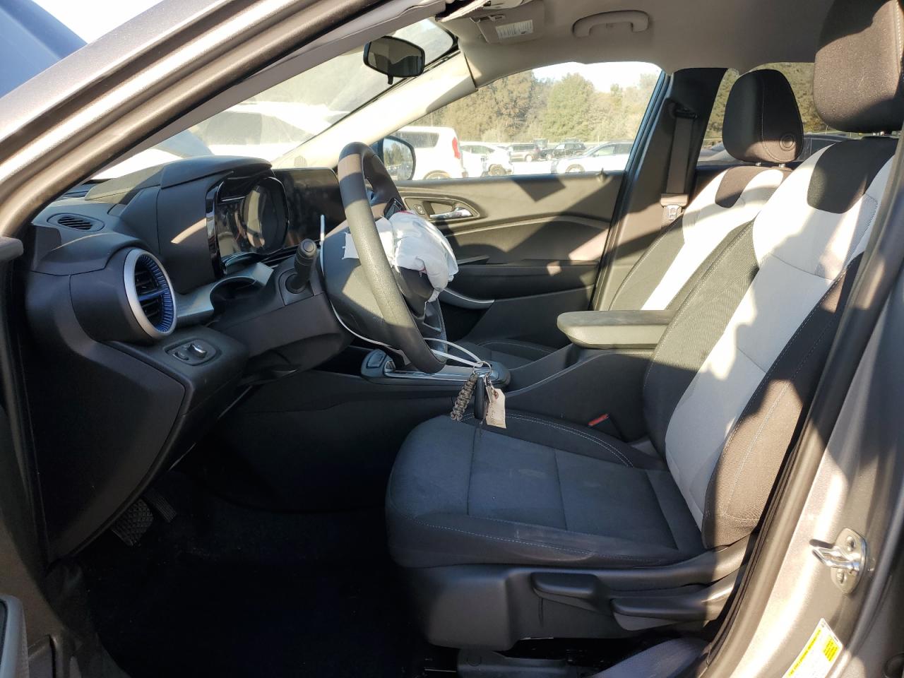 2025 Chevrolet Trax Ls VIN: KL77LFEP5SC159478 Lot: 82684315