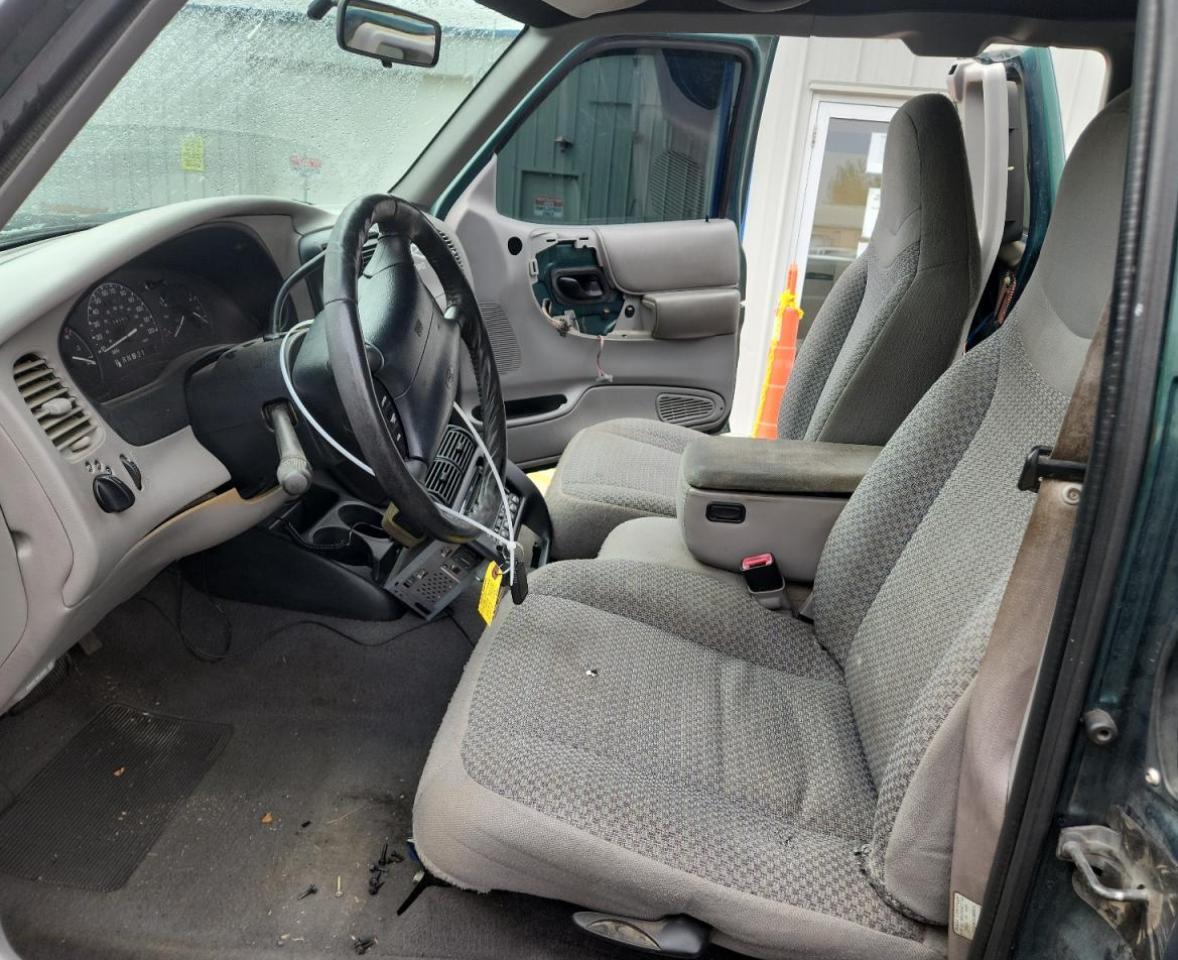 1999 Ford Ranger Super Cab VIN: 1FTYR14X0XTA02751 Lot: 90098955