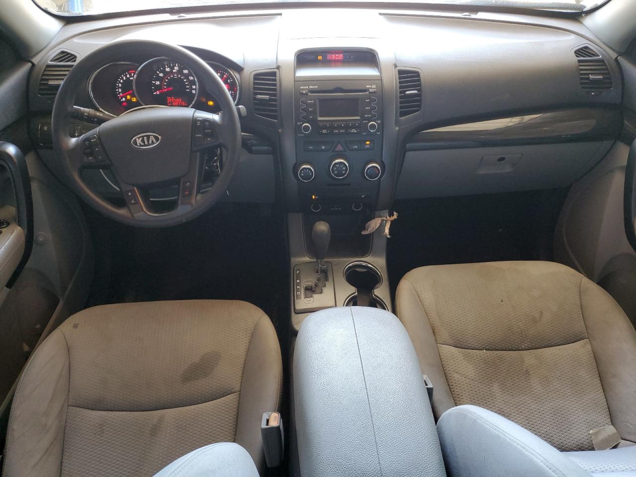 2011 Kia Sorento Base VIN: 5XYKT3A17BG011325 Lot: 84620145