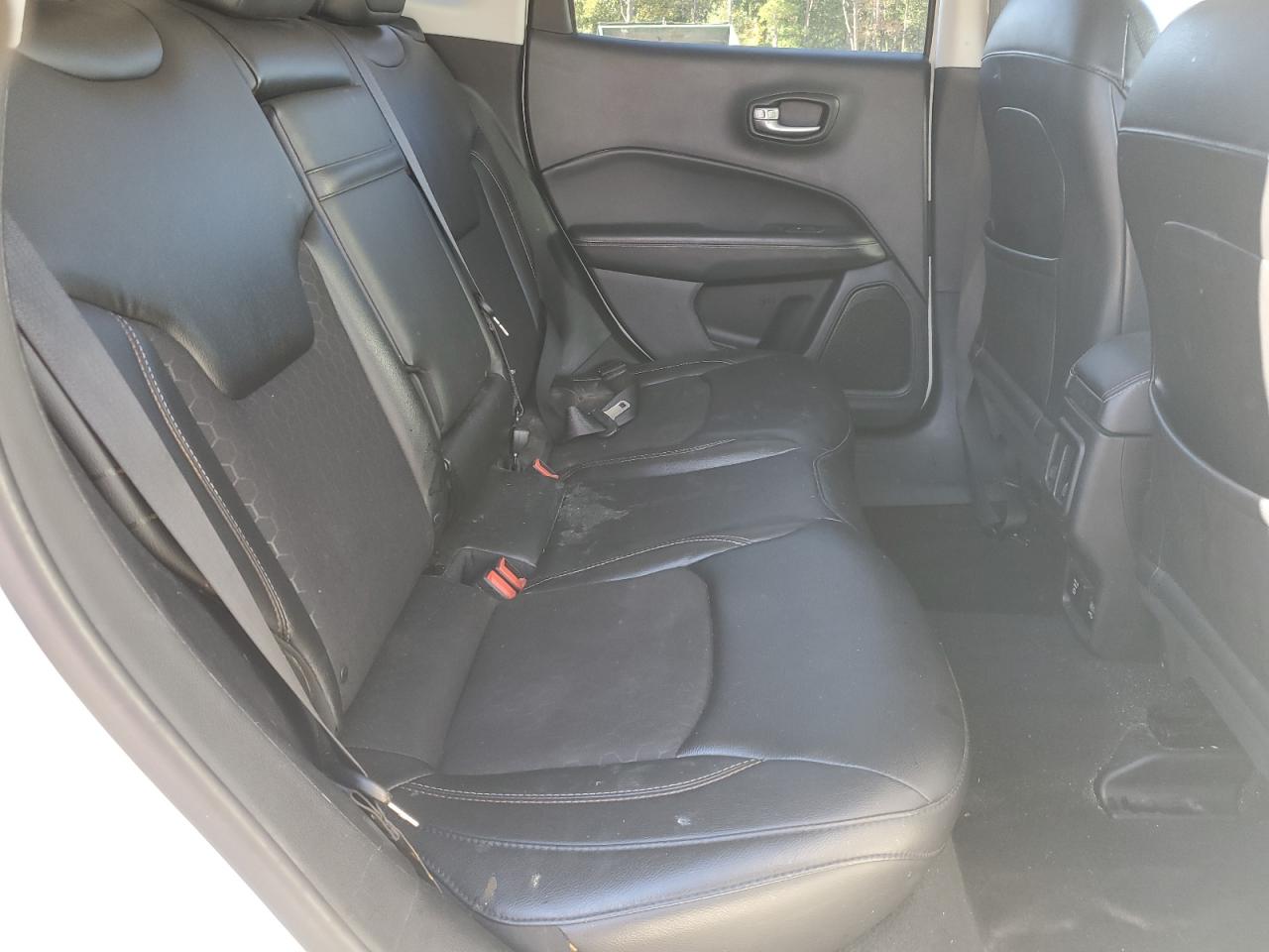 2018 Jeep Compass Latitude VIN: 3C4NJDBB2JT350288 Lot: 85818995