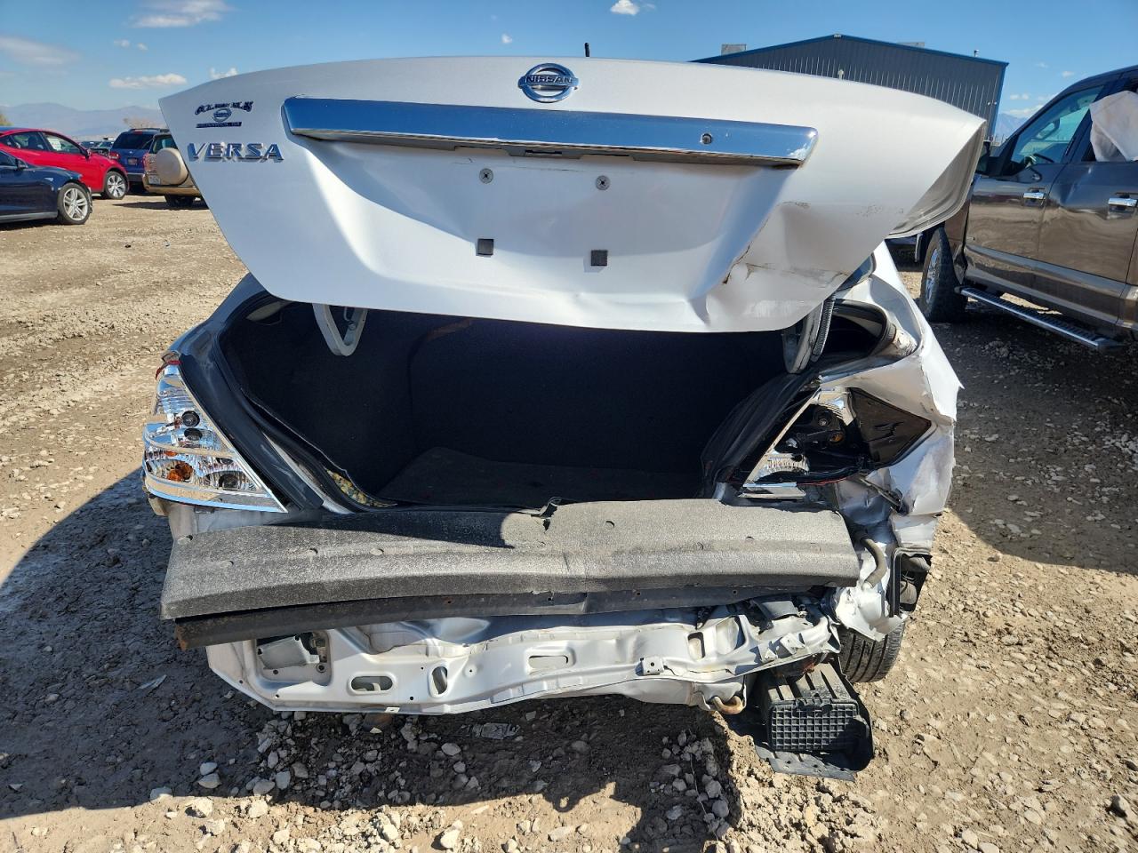 2008 Nissan Versa S VIN: 3N1BC11E48L361555 Lot: 81988525