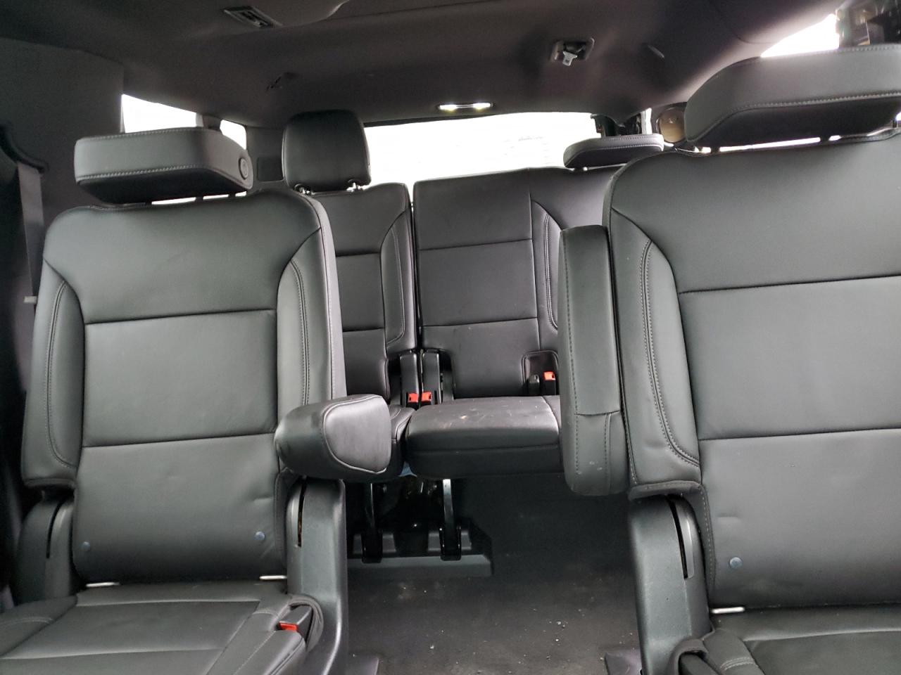 2021 Chevrolet Suburban K1500 Z71 VIN: 1GNSKDKD8MR433603 Lot: 84272555