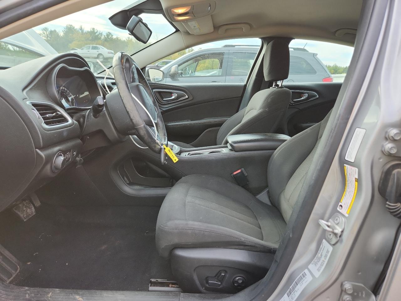2015 Chrysler 200 Limited VIN: 1C3CCCAB7FN685345 Lot: 86116705