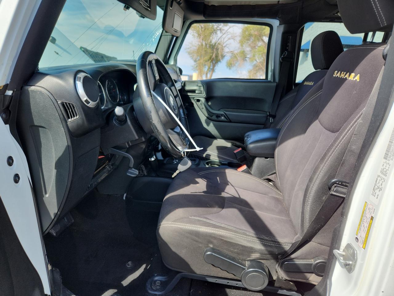 2014 Jeep Wrangler Unlimited Sahara VIN: 1C4BJWEG3EL220155 Lot: 82394035