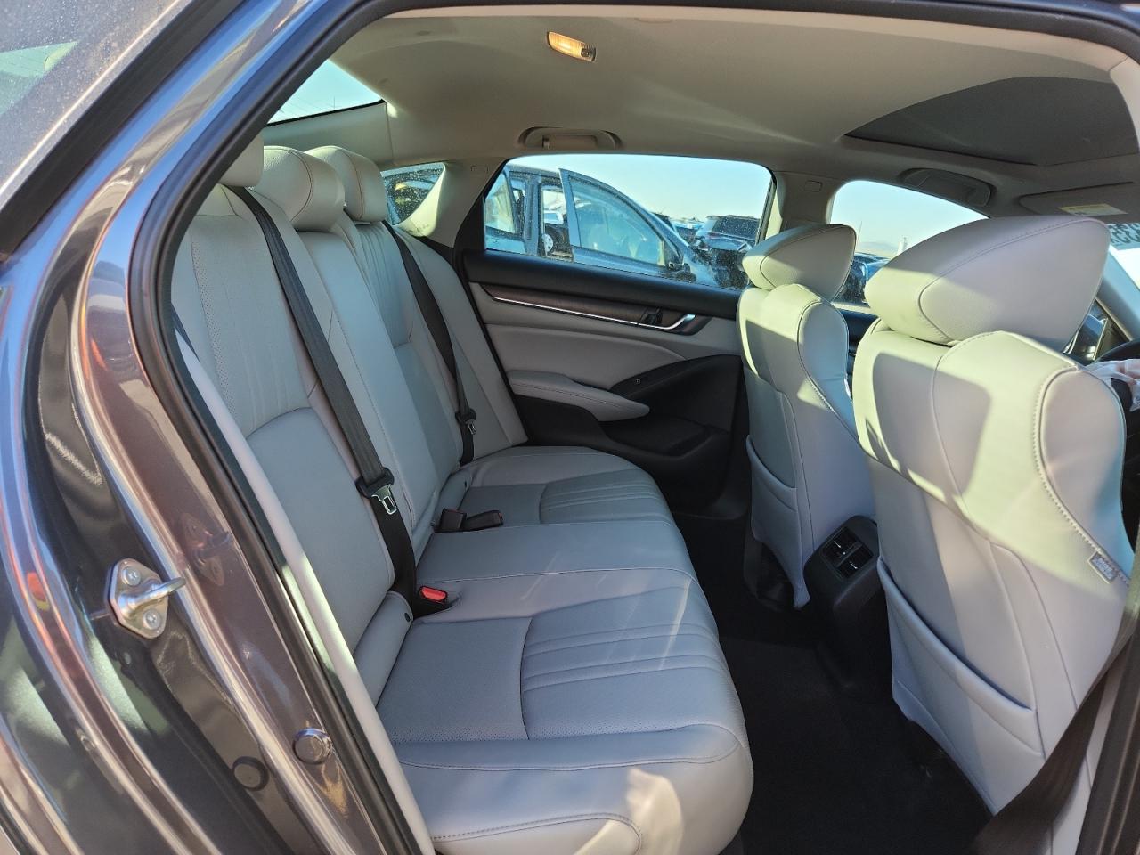 2018 Honda Accord Exl VIN: 1HGCV1F65JA097810 Lot: 82269335