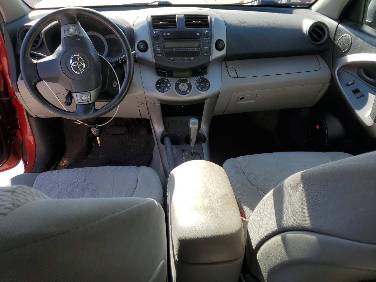 2007 Toyota Rav4 Limited VIN: JTMBD31V276049913 Lot: 82244205