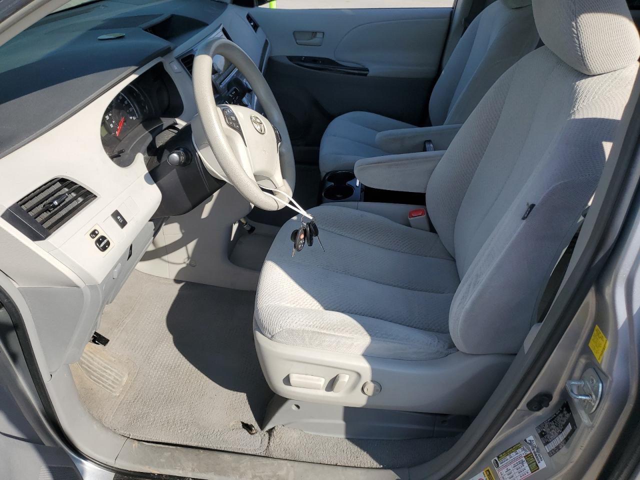 2011 Toyota Sienna Le VIN: 5TDKK3DC2BS049127 Lot: 85179415