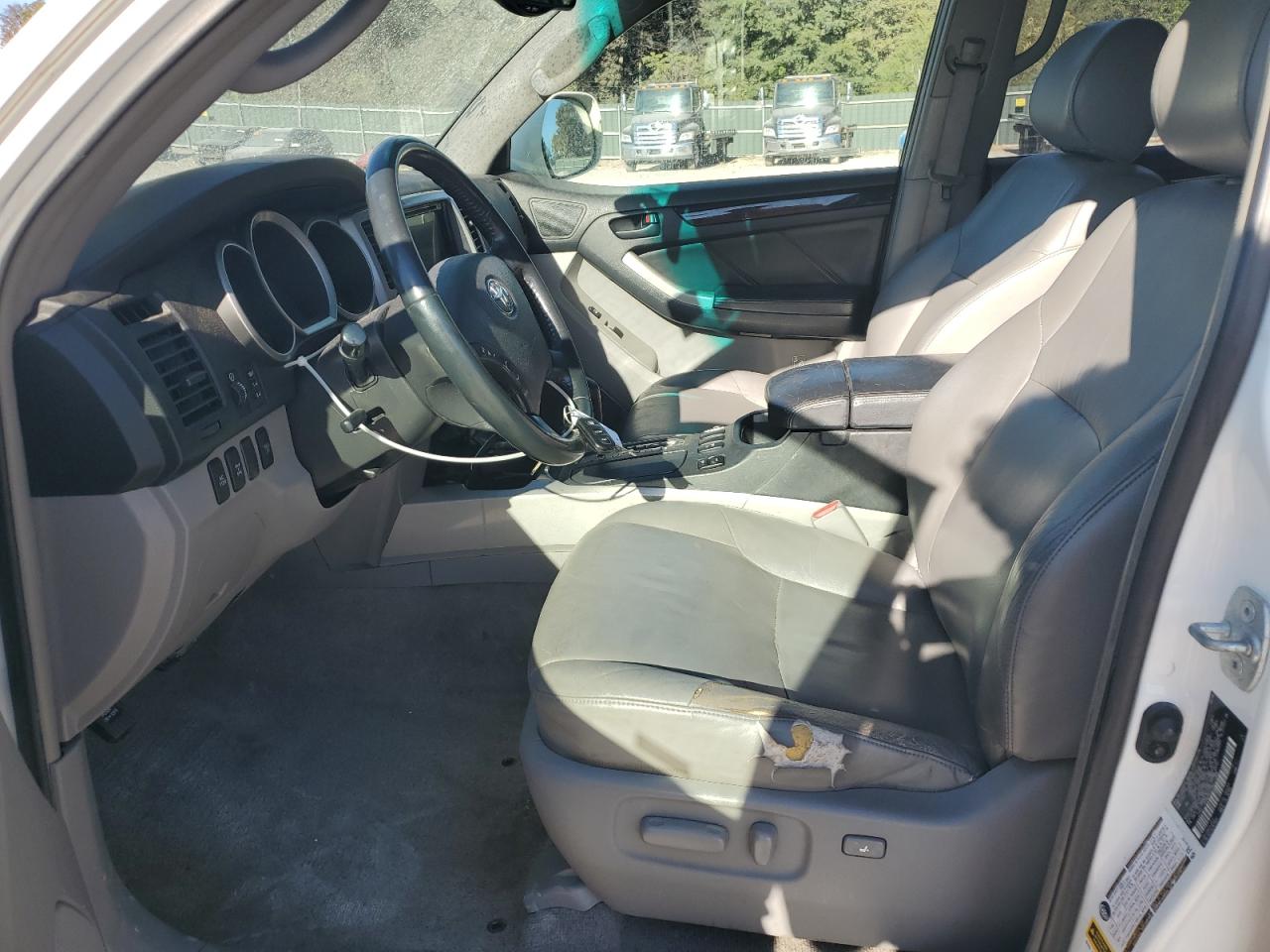 2006 Toyota 4Runner Limited VIN: JTEBT17R260061736 Lot: 86479955