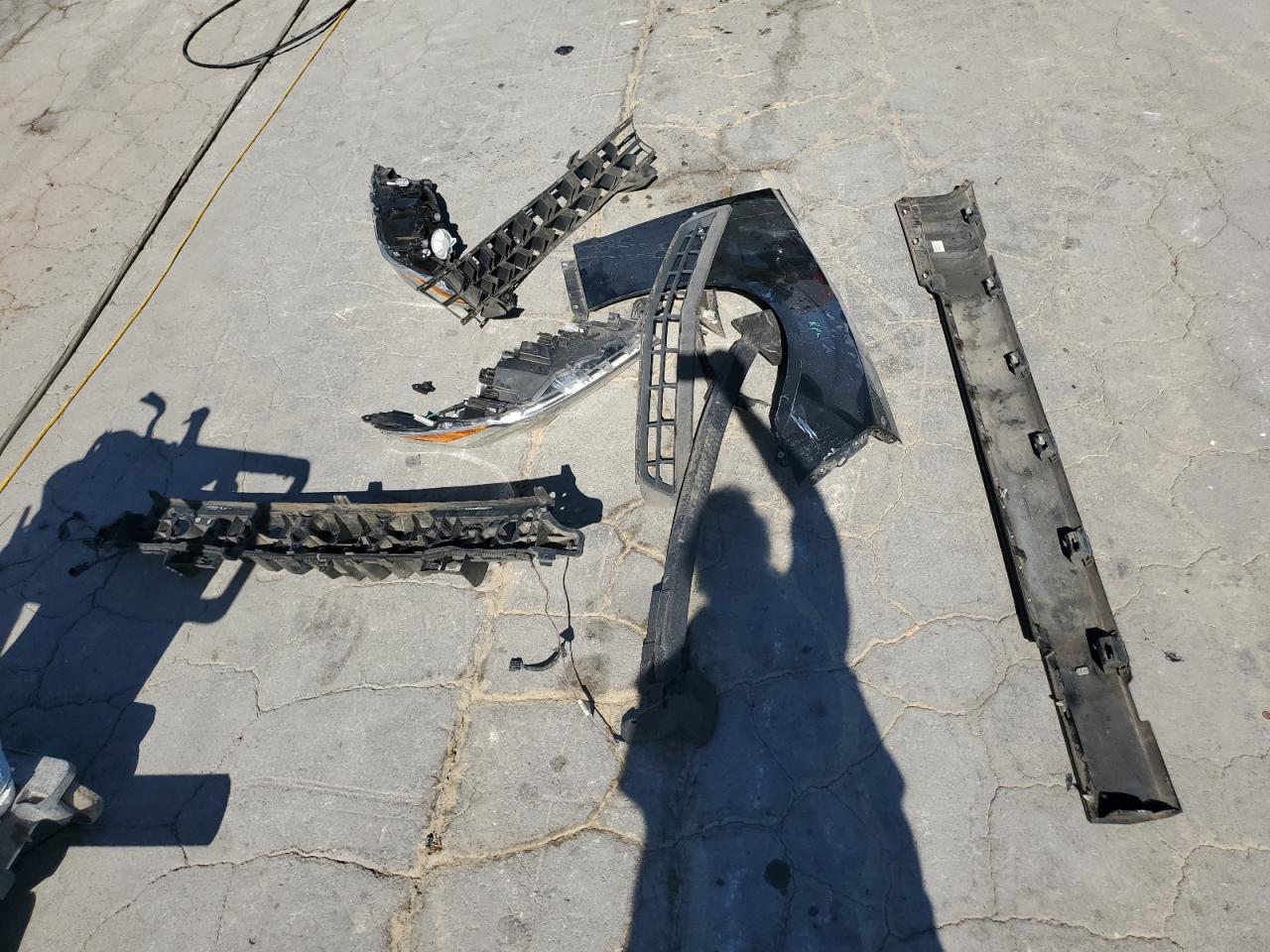 2011 Chevrolet Camaro Lt VIN: 2G1FB1ED7B9200025 Lot: 86084165