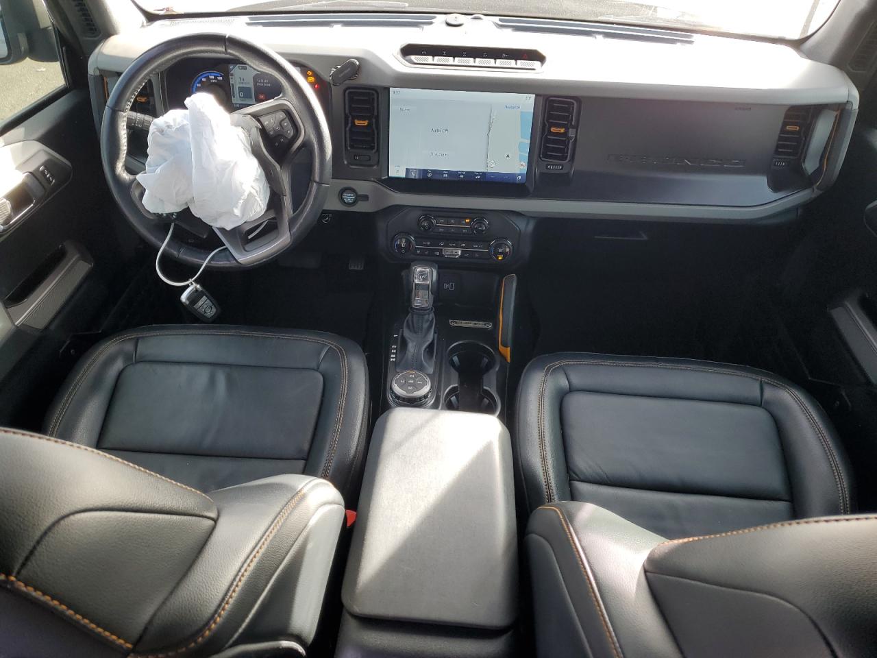 2023 Ford Bronco Base VIN: 1FMEE5DP5PLB33207 Lot: 89476025