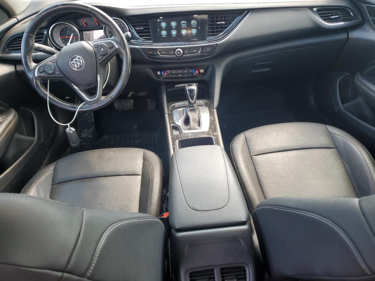 2018 Buick Regal Essence VIN: W04GP6SX4J1120722 Lot: 84937935