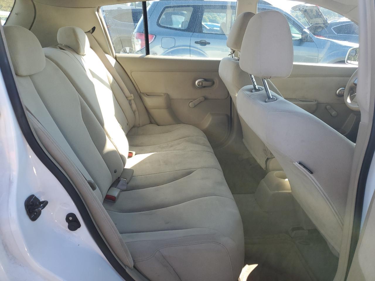 2009 Nissan Versa S VIN: 3N1BC13E29L371063 Lot: 81951255