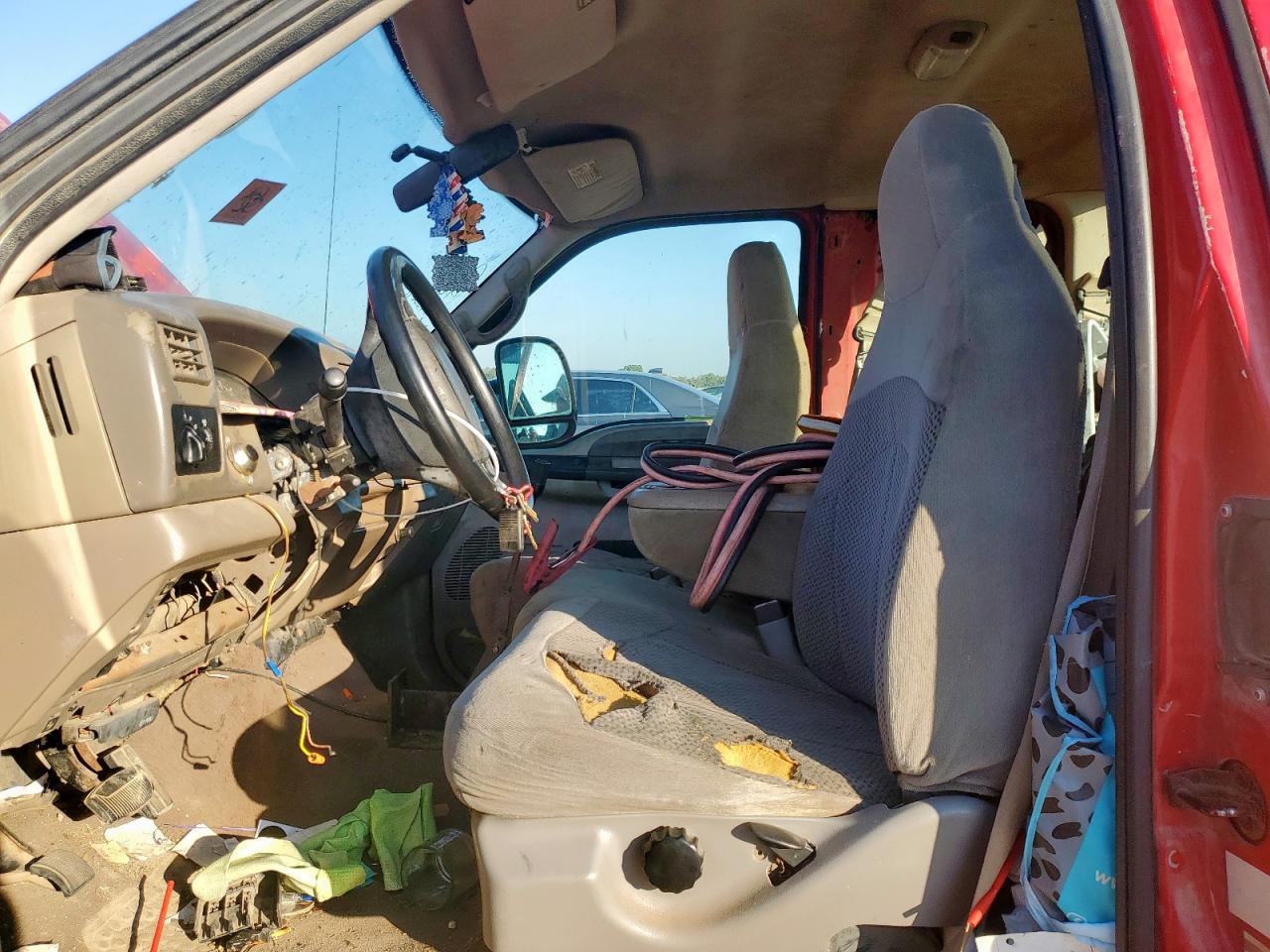 2000 Ford F250 Super Duty VIN: 1FTNX20S5YED96911 Lot: 84641675