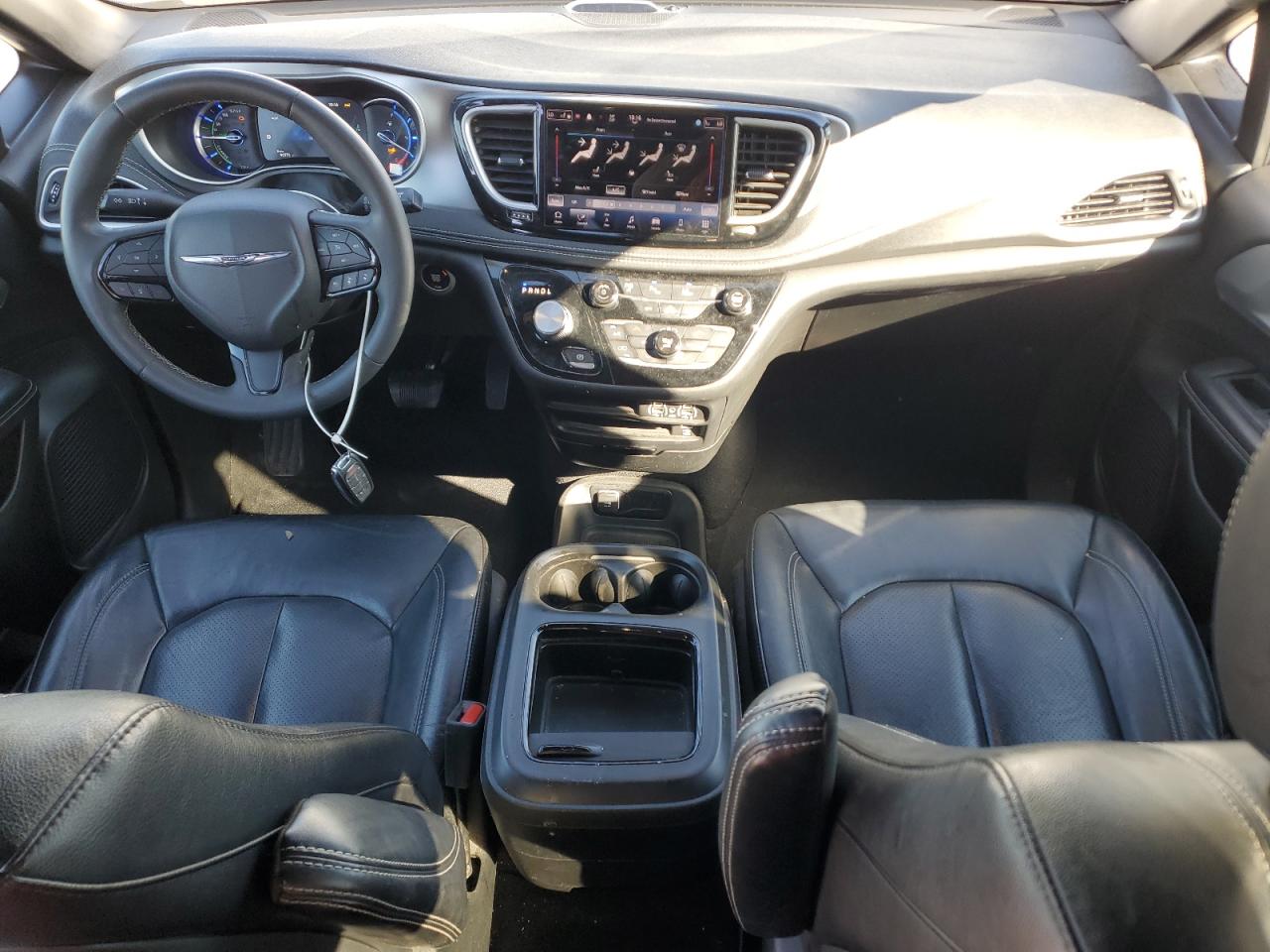 2022 Chrysler Pacifica Hybrid Touring L VIN: 2C4RC1L76NR130522 Lot: 82369115