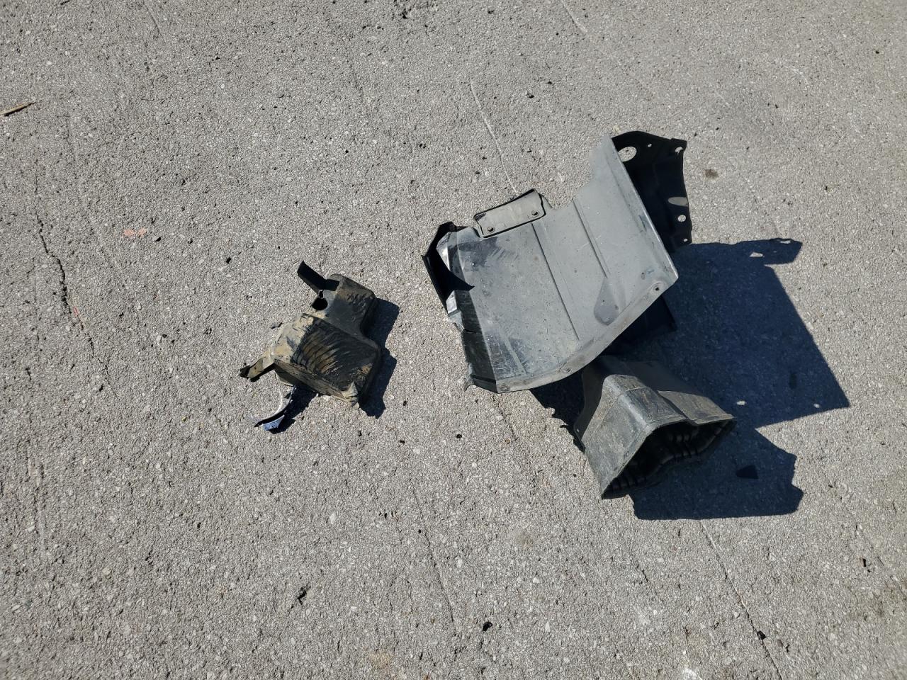 2010 Toyota Corolla Base VIN: 2T1BU4EE2AC526923 Lot: 86510855