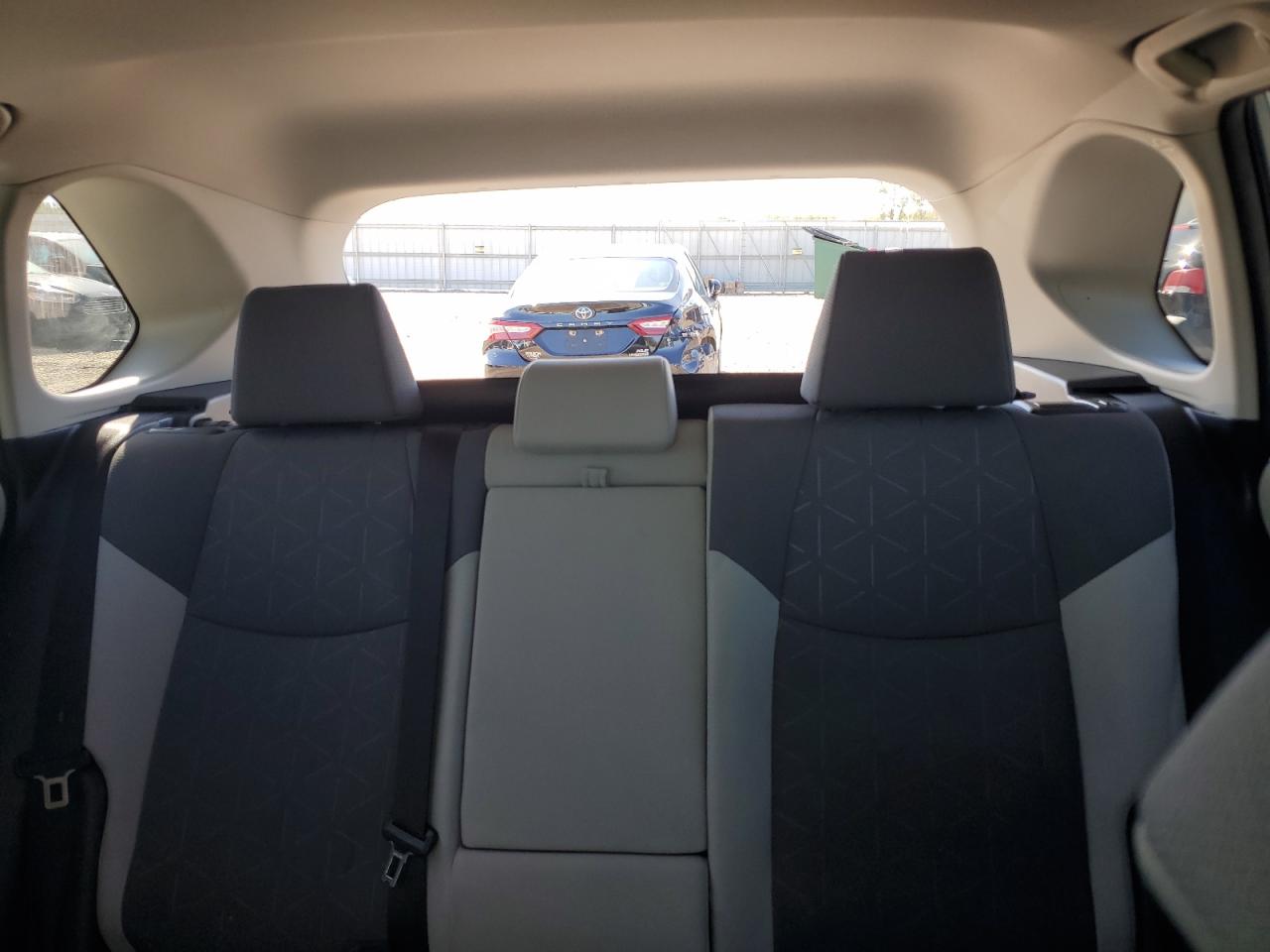 2021 Toyota Rav4 Xle VIN: JTMRWRFV8MD124321 Lot: 85703525