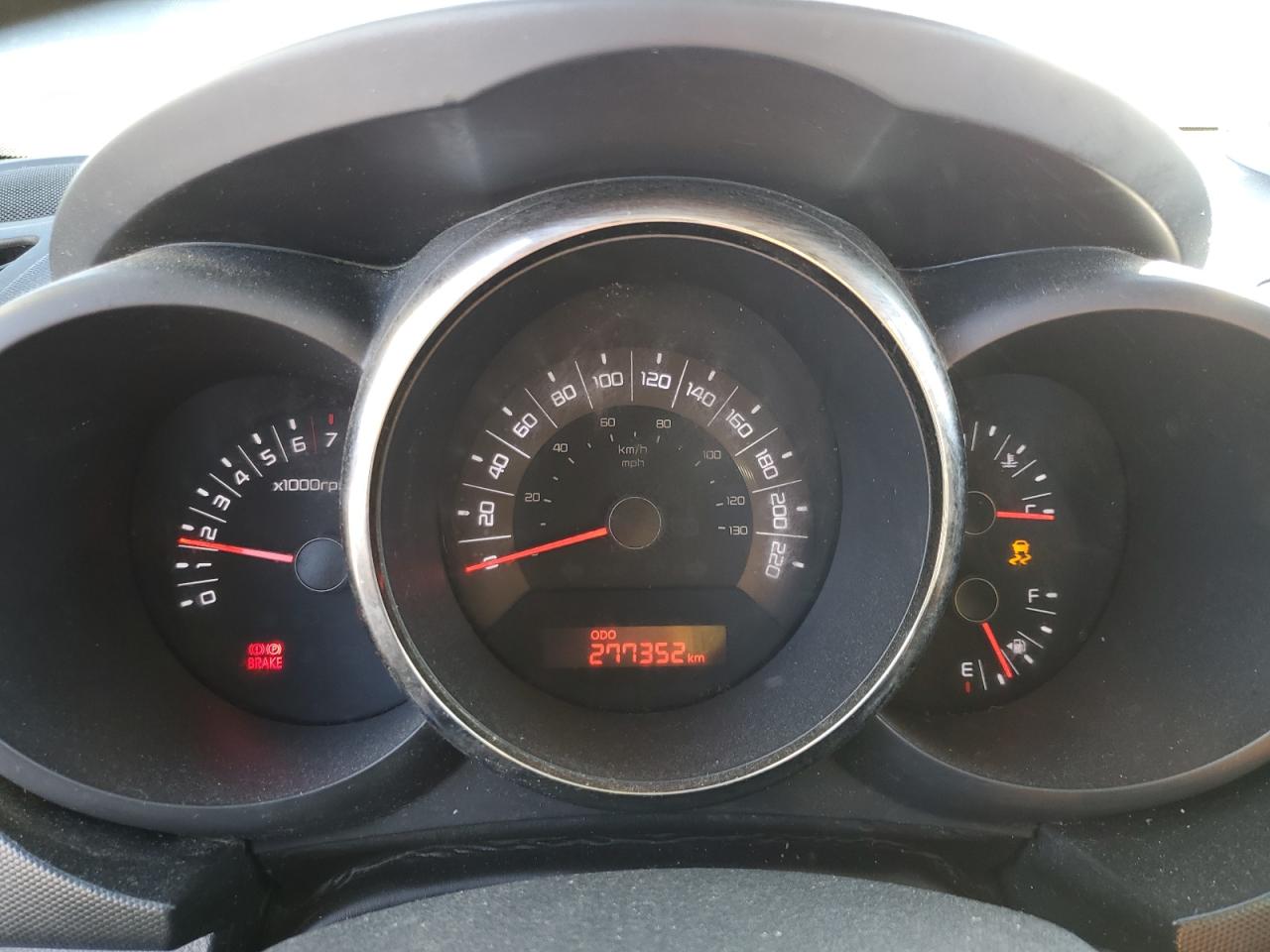 2011 Kia Soul + VIN: KNDJT2A25B7320481 Lot: 82212845