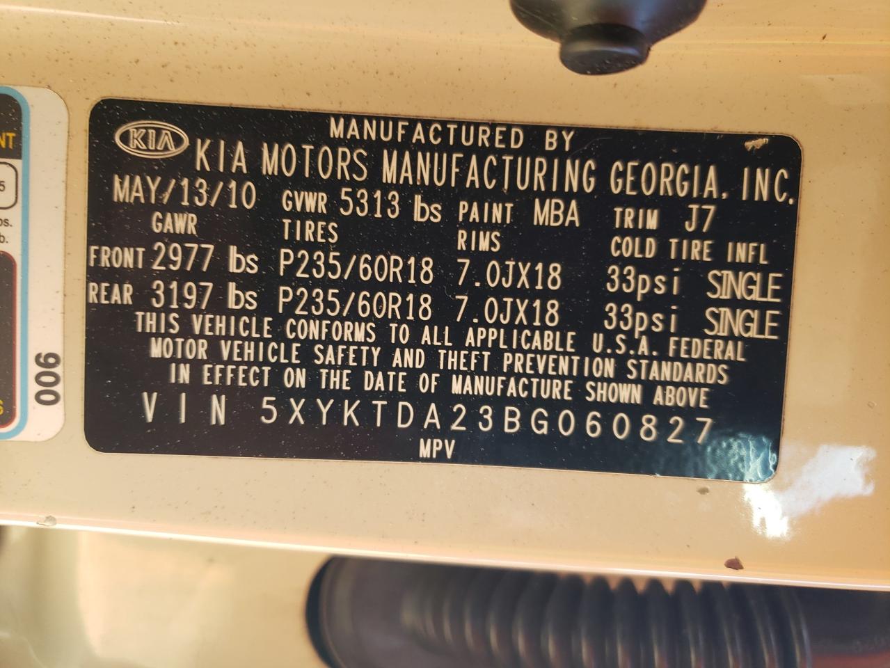 2011 Kia Sorento Base VIN: 5XYKTDA23BG060827 Lot: 81999365