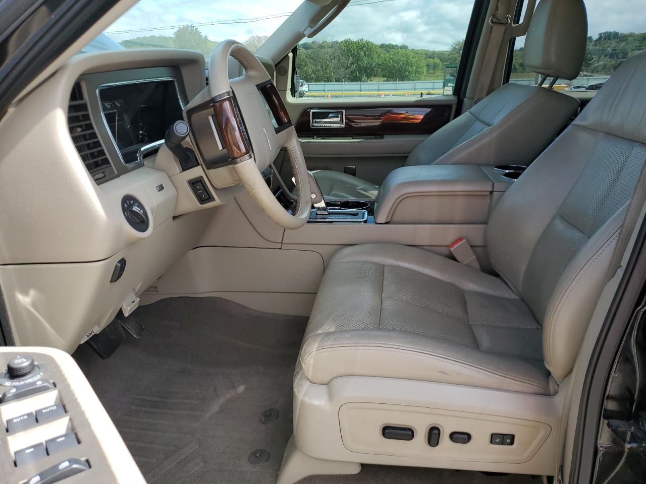 2013 Lincoln Navigator L VIN: 5LMJJ3H5XDEL04599 Lot: 85819575