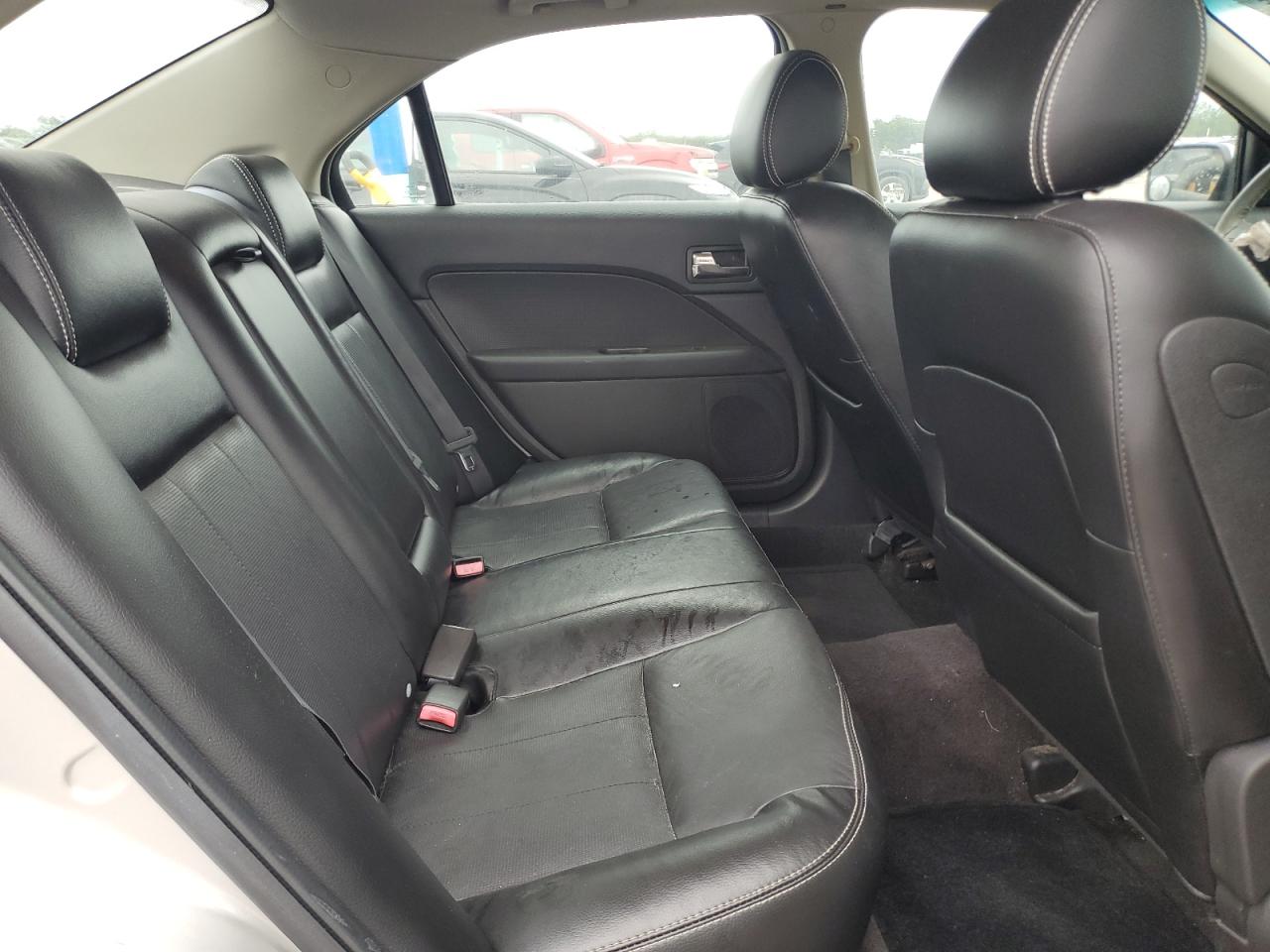 2007 Mercury Milan Premier VIN: 3MEHM02157R611065 Lot: 82692685