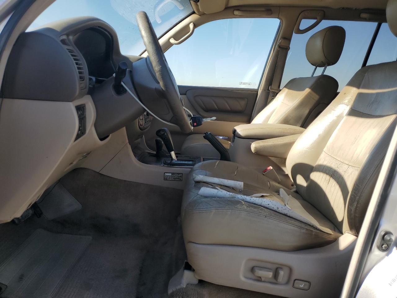 2000 Toyota Land Cruiser VIN: JT3HT05J1Y0120286 Lot: 86704175