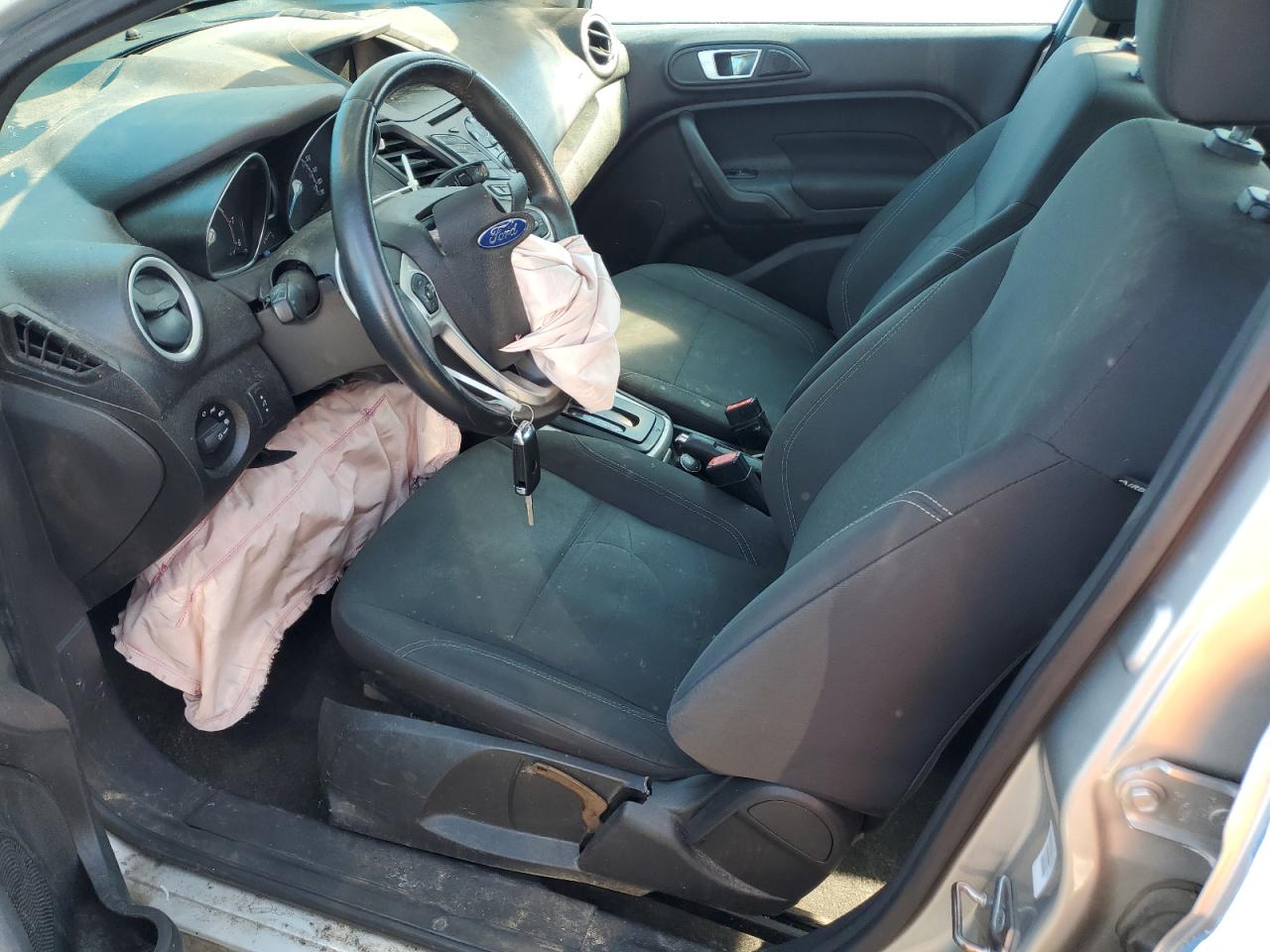 2016 Ford Fiesta Se VIN: 3FADP4BJ5GM122182 Lot: 81475105