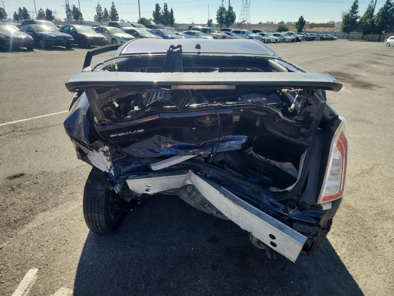 2014 Toyota Prius VIN: JTDKN3DU3E0390981 Lot: 82243555