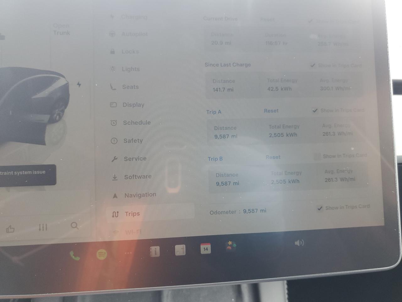 2023 Tesla Model Y VIN: 7SAYGDED3PF932757 Lot: 86474465