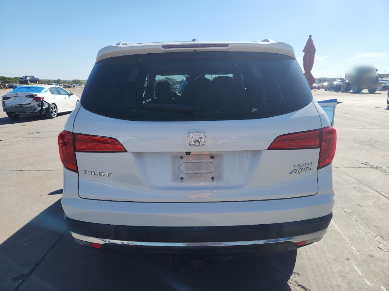 2018 Honda Pilot Elite VIN: 5FNYF6H05JB043261 Lot: 87446215