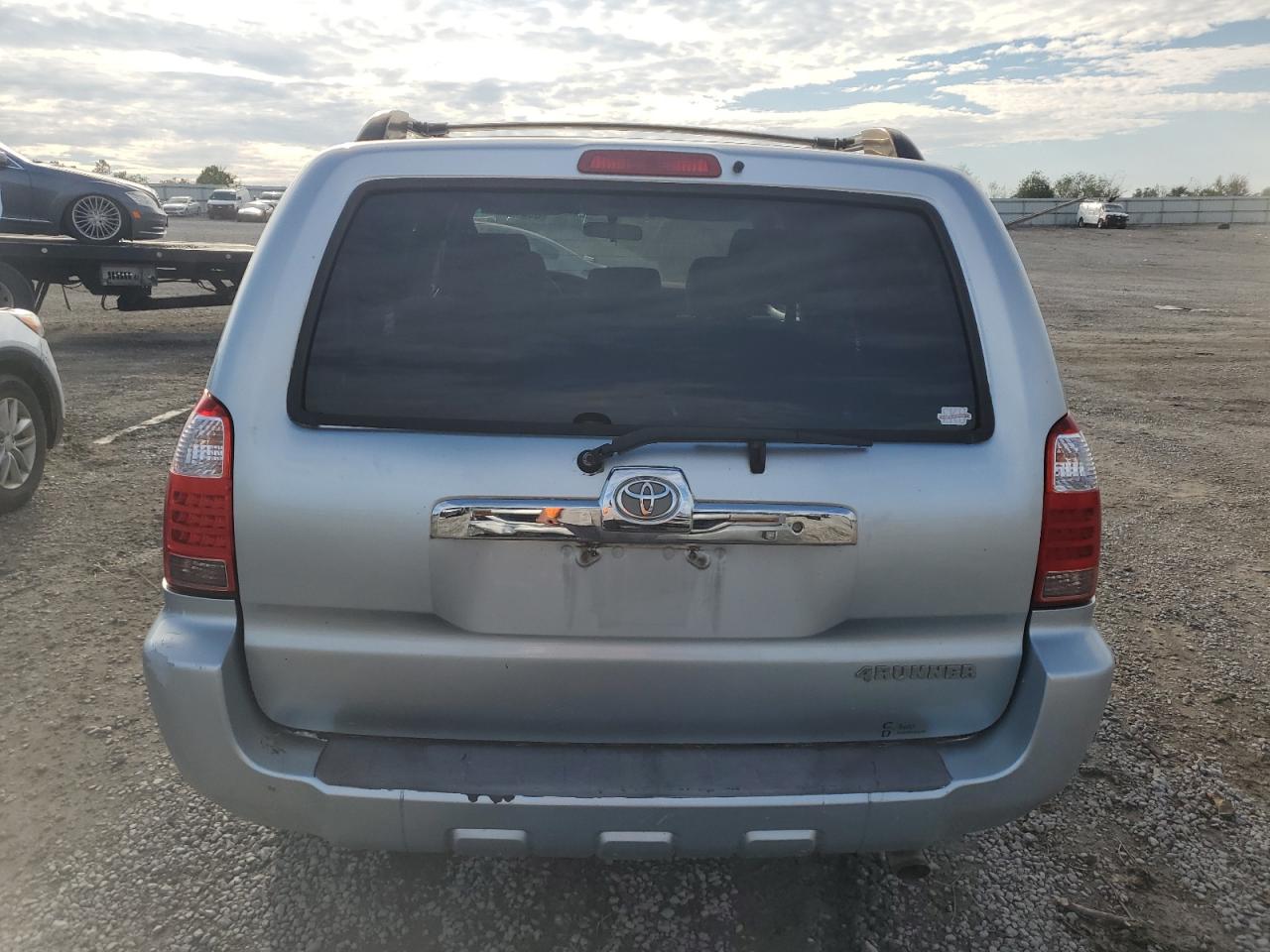 2007 Toyota 4Runner Sr5 VIN: JTEBU14R570118708 Lot: 85243225