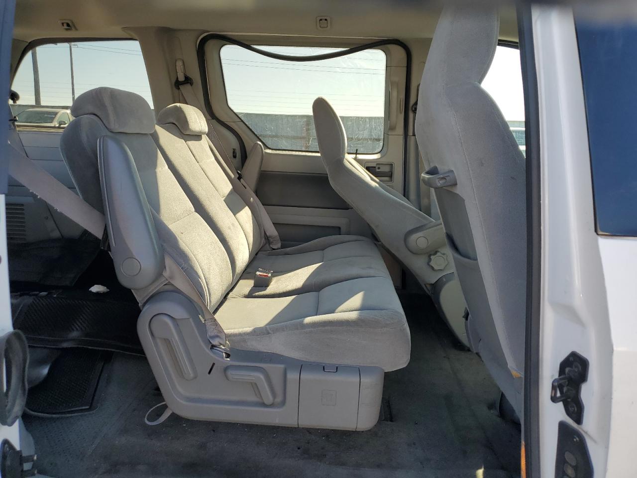 2005 Ford Freestar Ses VIN: 2FMZA57675BA49256 Lot: 85881935