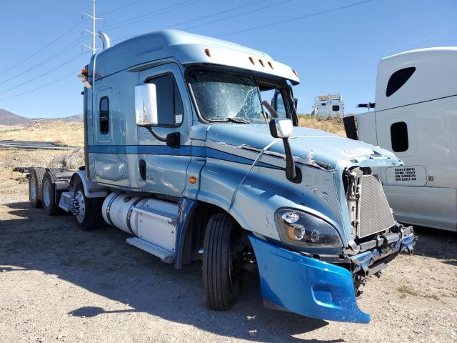 2016 Freightliner Cascadia 125 Semi Truck