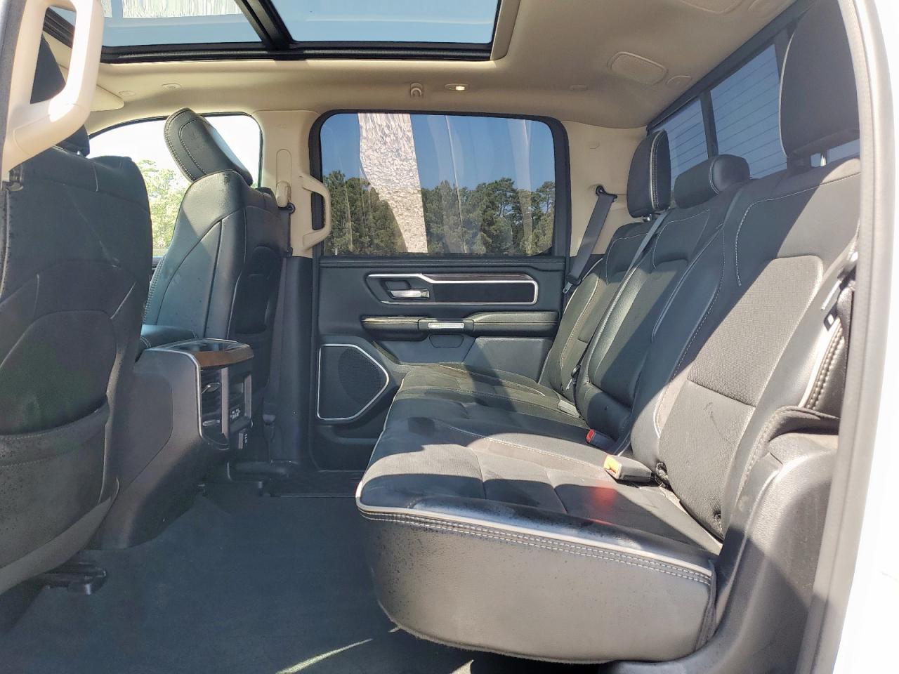 2021 Ram 1500 Laramie VIN: 1C6SRFJT7MN674222 Lot: 84908765