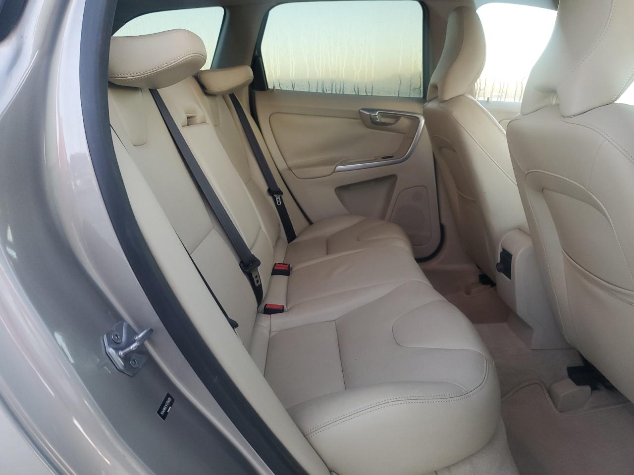 2015 Volvo Xc60 T6 Premier VIN: YV449MDK5F2704926 Lot: 86508885