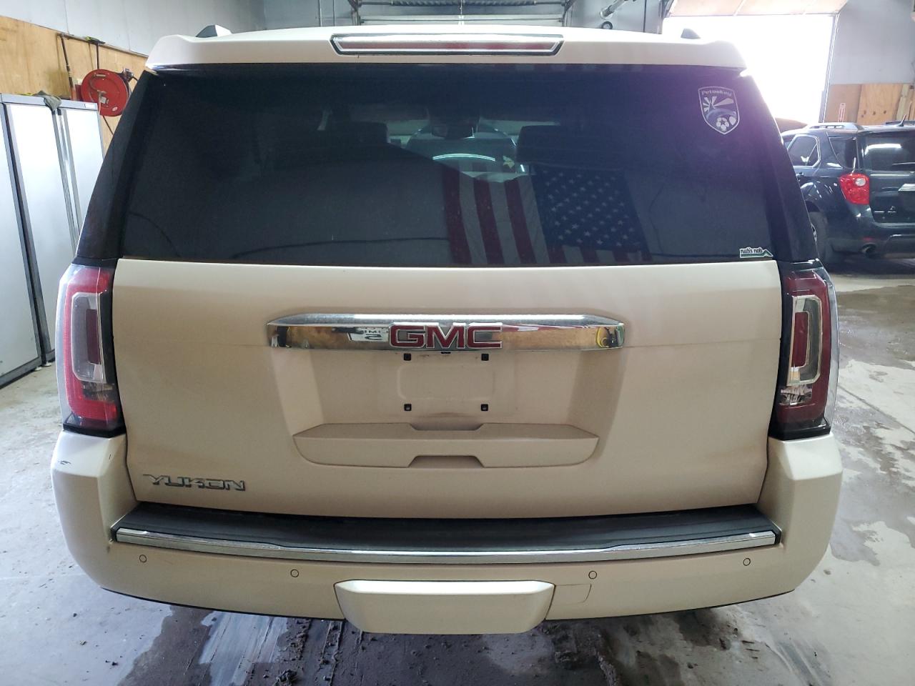 2015 GMC Yukon Denali VIN: 1GKS2CKJ7FR537936 Lot: 84549015