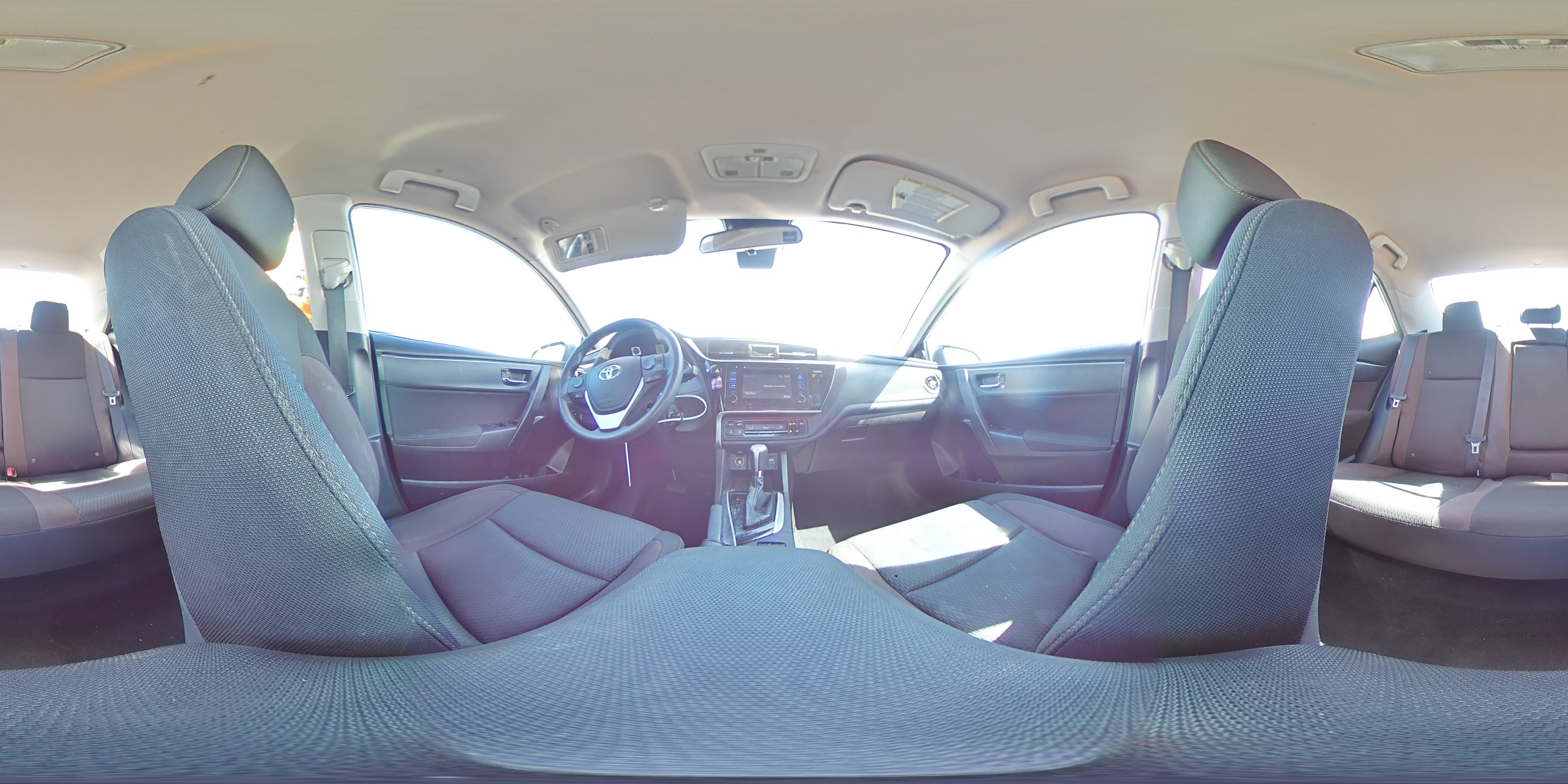 2017 Toyota Corolla L VIN: 5YFBURHE4HP594353 Lot: 82192415