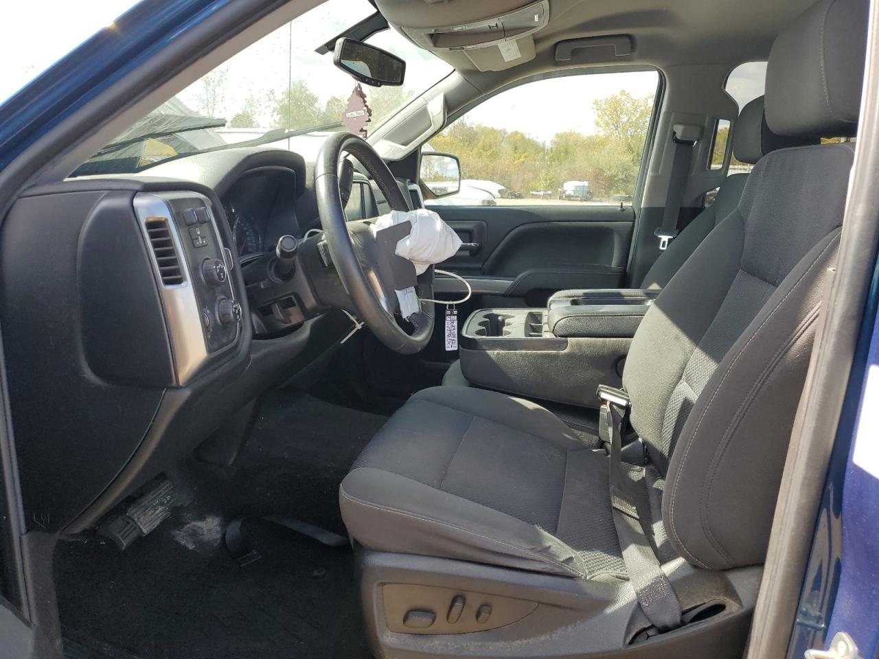 2018 Chevrolet Silverado K1500 Lt VIN: 3GCUKREC8JG216937 Lot: 85321435