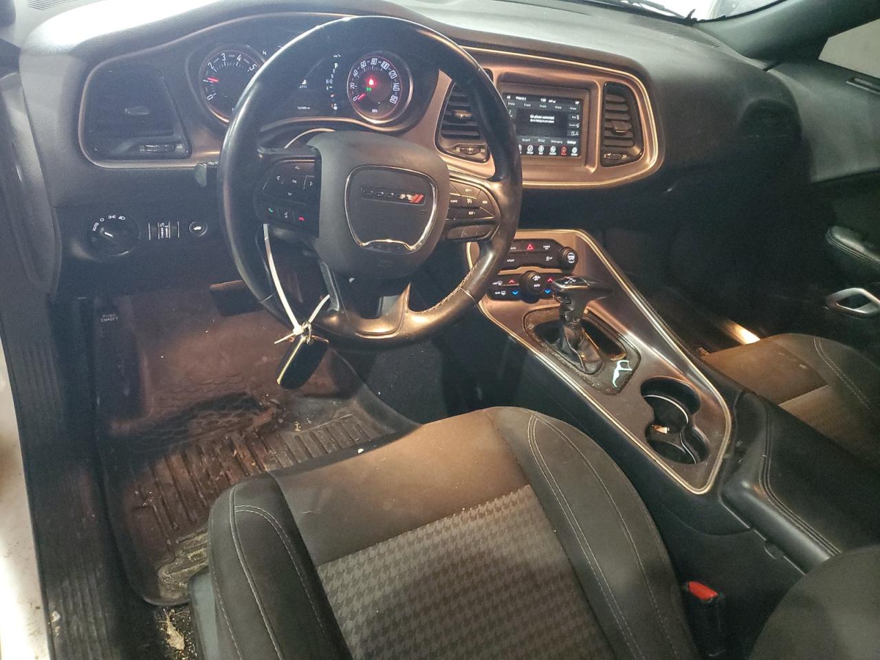 2021 Dodge Challenger Sxt VIN: 2C3CDZAG3MH516893 Lot: 90833365