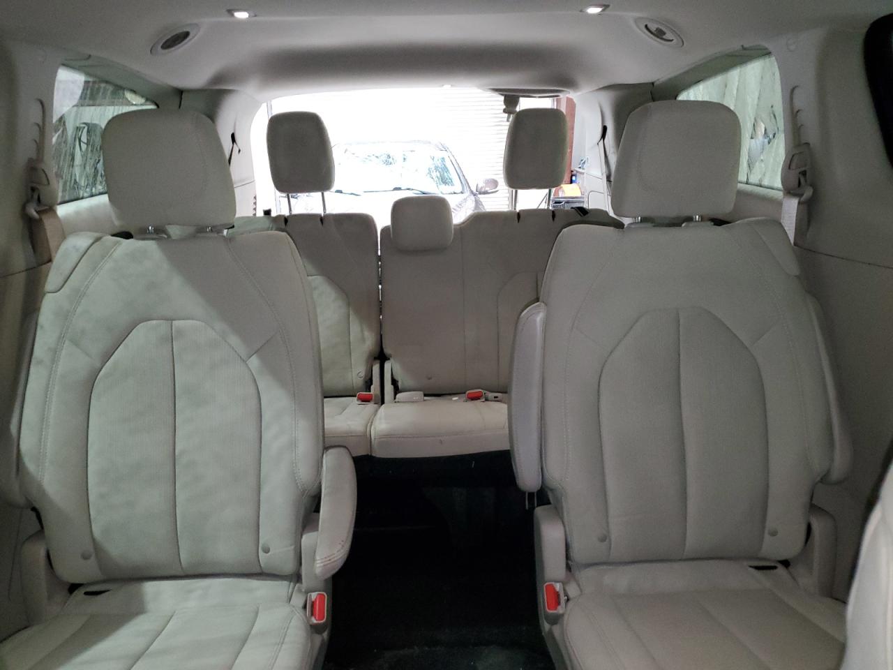 2017 Chrysler Pacifica Touring VIN: 2C4RC1DG9HR520615 Lot: 89840755