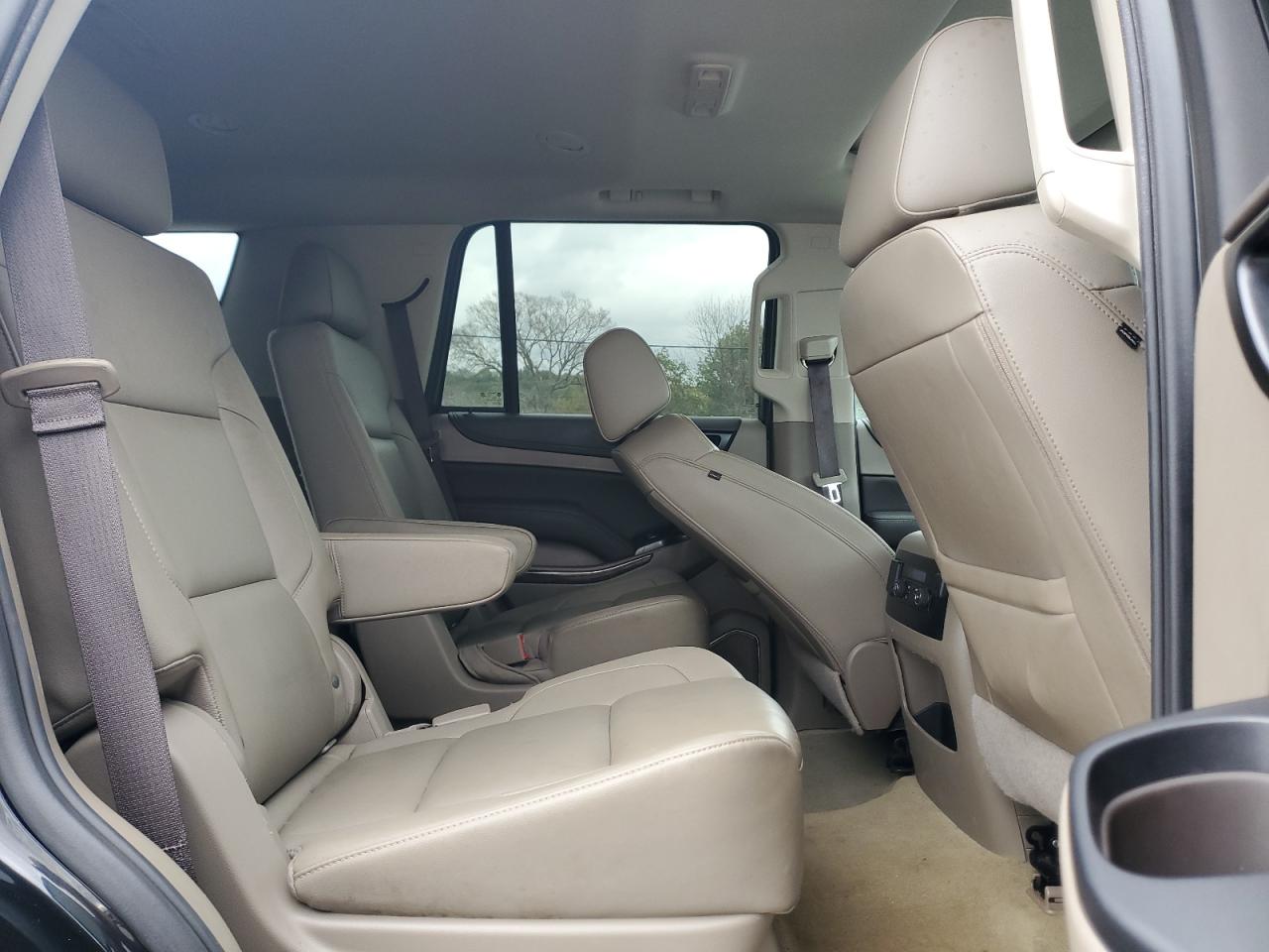 2017 Chevrolet Tahoe C1500 Lt VIN: 1GNSCBKC5HR113962 Lot: 89731055