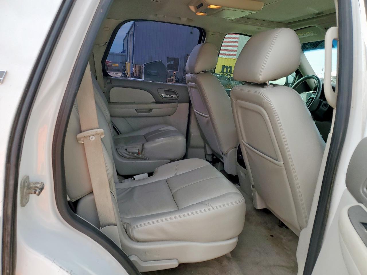 2013 Chevrolet Tahoe K1500 Lt VIN: 1GNSKBE00DR130697 Lot: 82445675