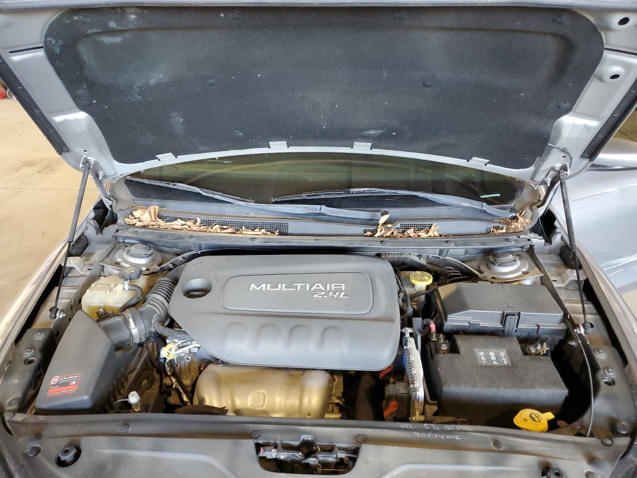 2015 Chrysler 200 Limited VIN: 1C3CCCAB3FN541999 Lot: 84935445